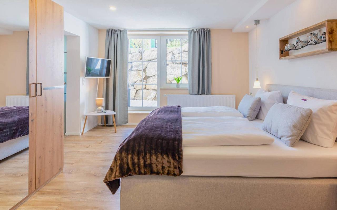 Das Maximilian - Feines Landhotel Am ชลีเอร์ซี ภายนอก รูปภาพ