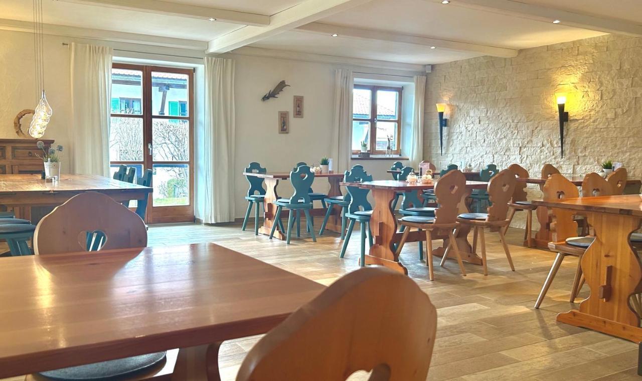Das Maximilian - Feines Landhotel Am ชลีเอร์ซี ภายนอก รูปภาพ