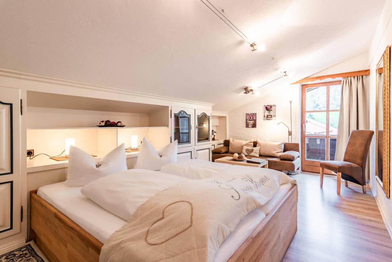 Das Maximilian - Feines Landhotel Am ชลีเอร์ซี ภายนอก รูปภาพ